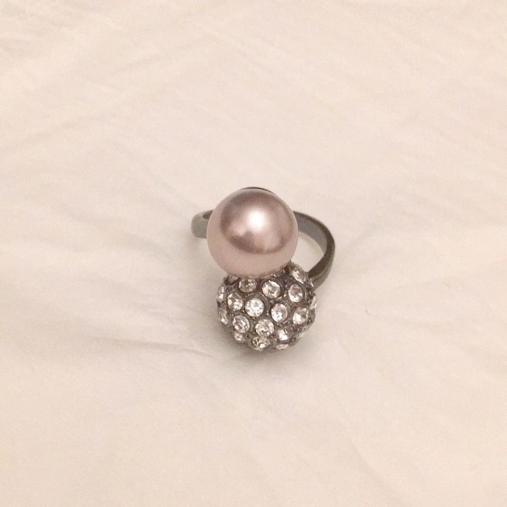 🆕NEW "Diamonds & Pearls" Ring Size 8